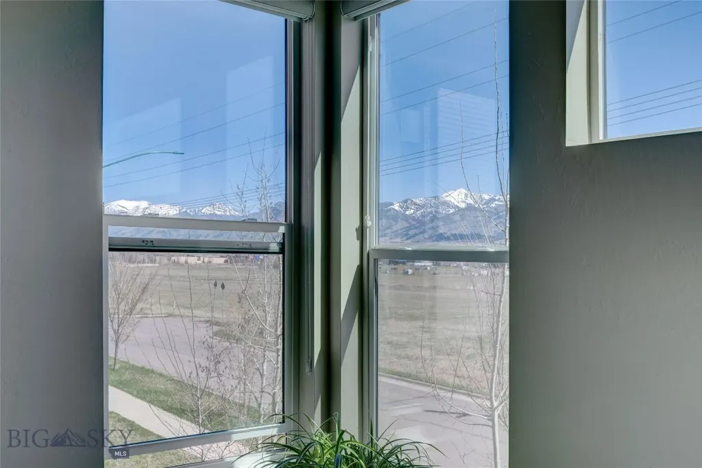1295 Thomas Drive Bozeman MT 59718