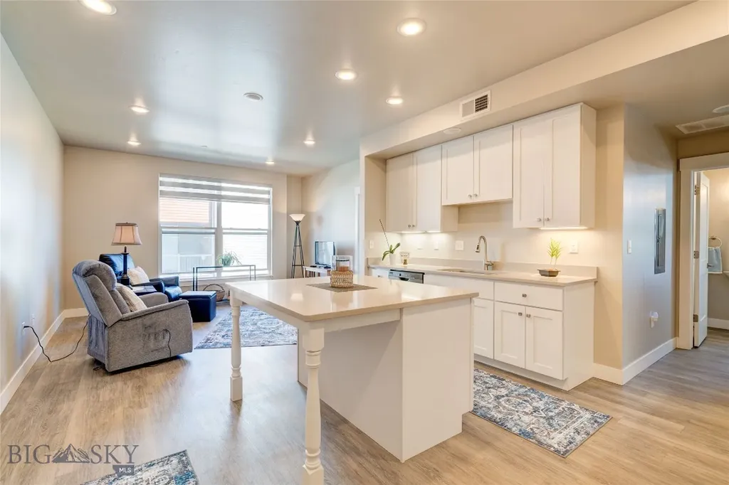 1295 Thomas Drive Bozeman MT 59718