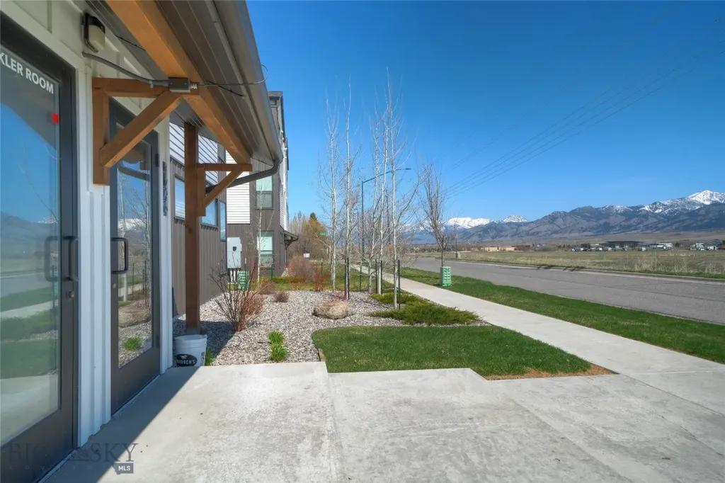 1295 Thomas Drive Bozeman MT 59718