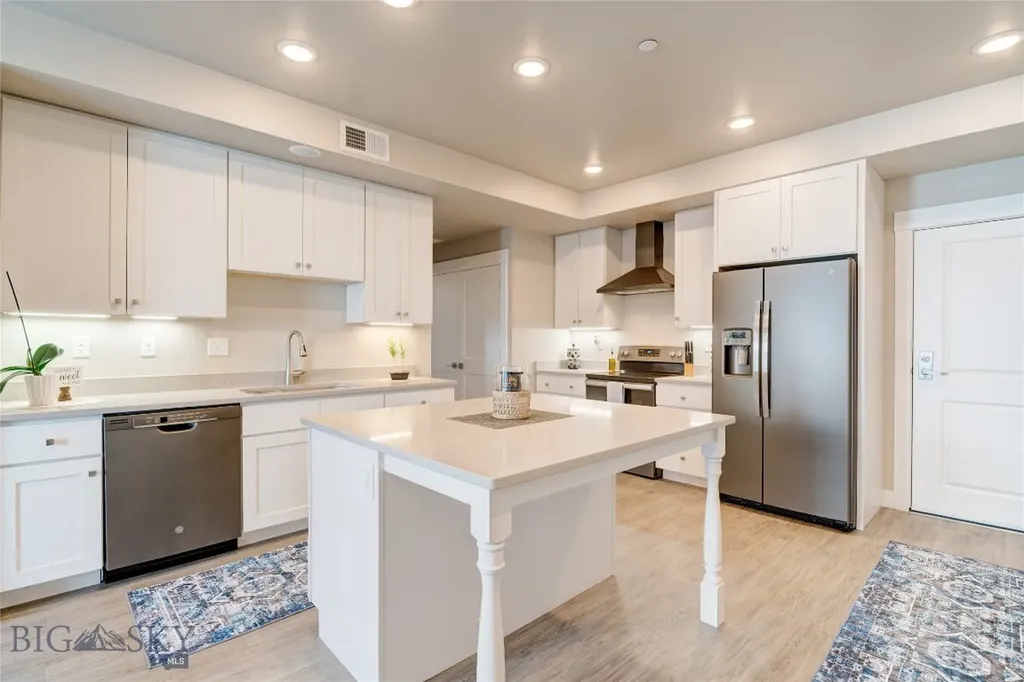 1295 Thomas Drive Bozeman MT 59718