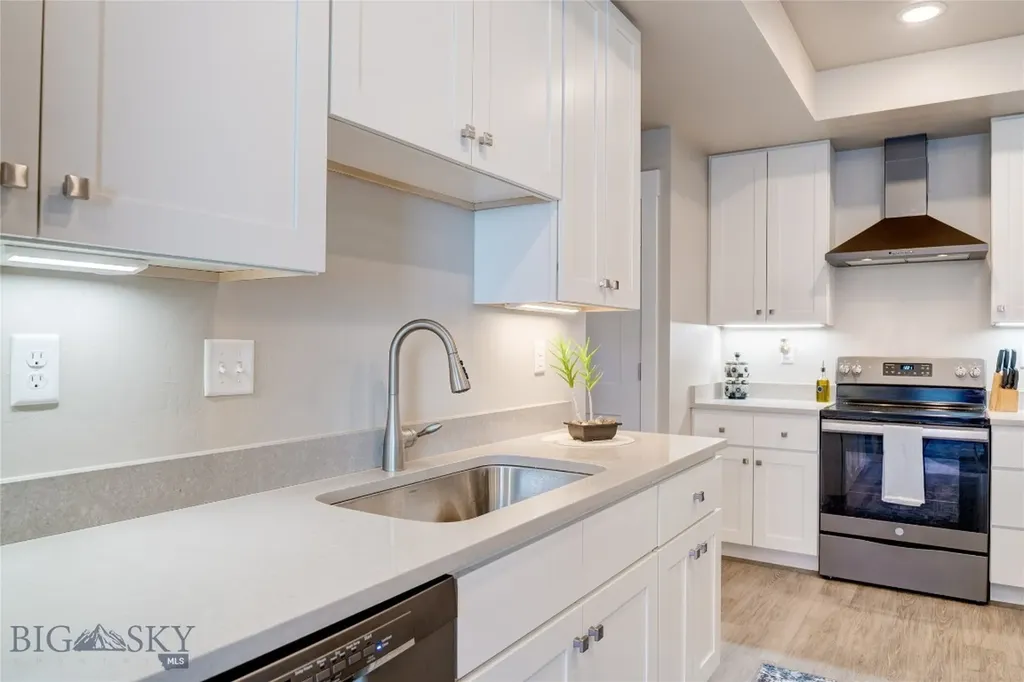 1295 Thomas Drive Bozeman MT 59718