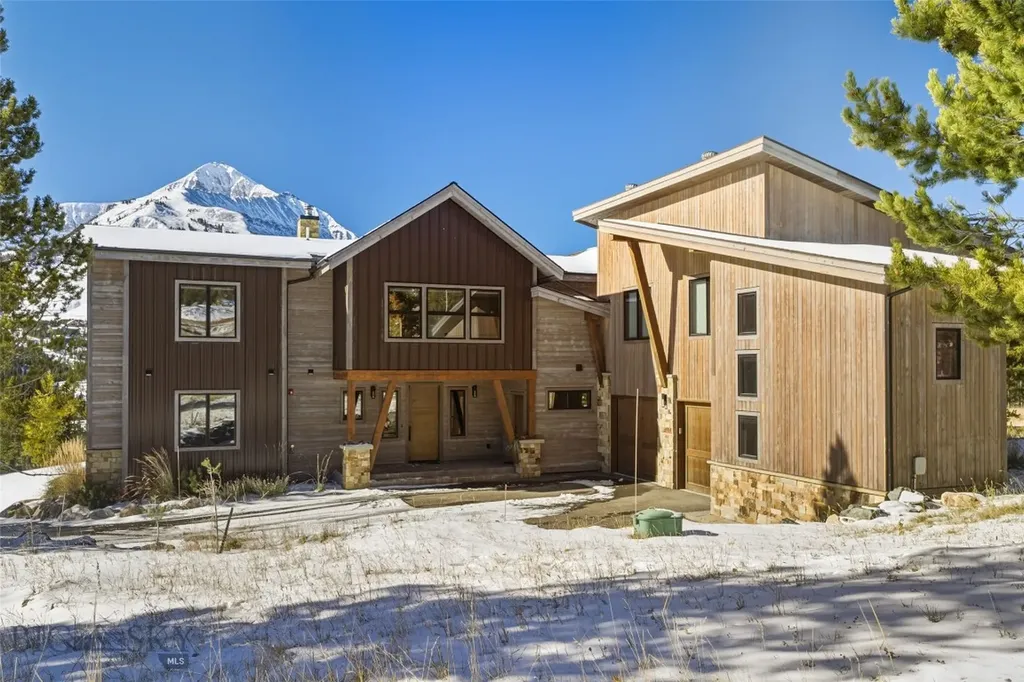 17 Swift Bear Big Sky MT 59716