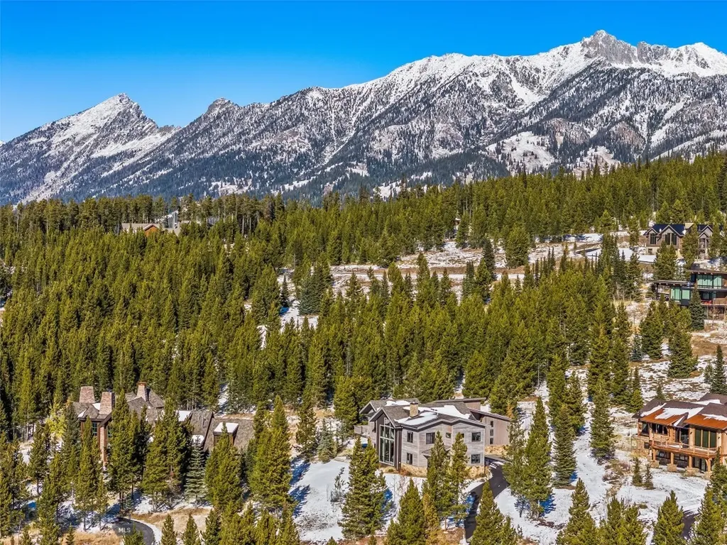 17 Swift Bear Big Sky MT 59716