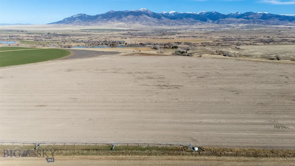 Tbd Davis Lane Twin Bridges MT 59754