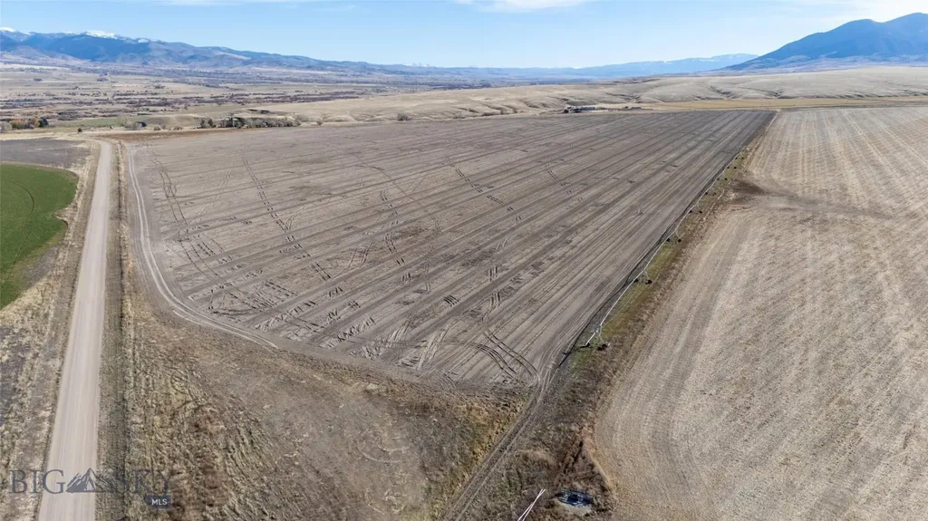 Tbd Davis Lane Twin Bridges MT 59754
