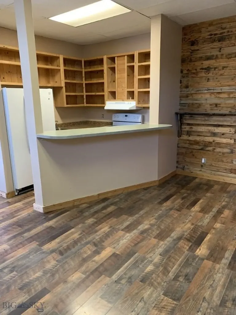 102 Mill Street Sheridan MT 59749