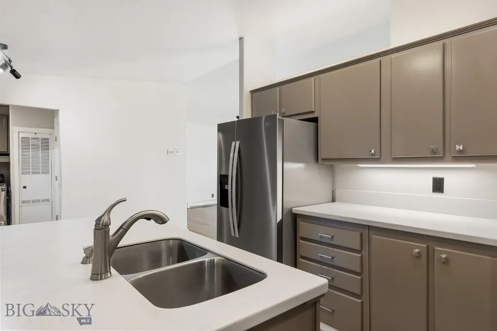 109 Run Way Lane Livingston MT 59047