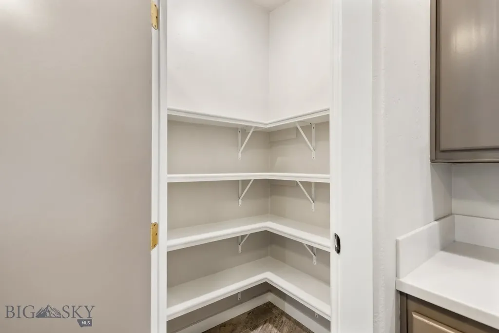 109 Run Way Lane Livingston MT 59047