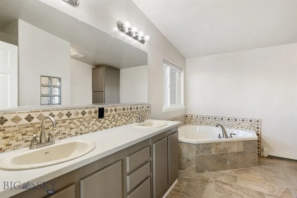 109 Run Way Lane Livingston MT 59047