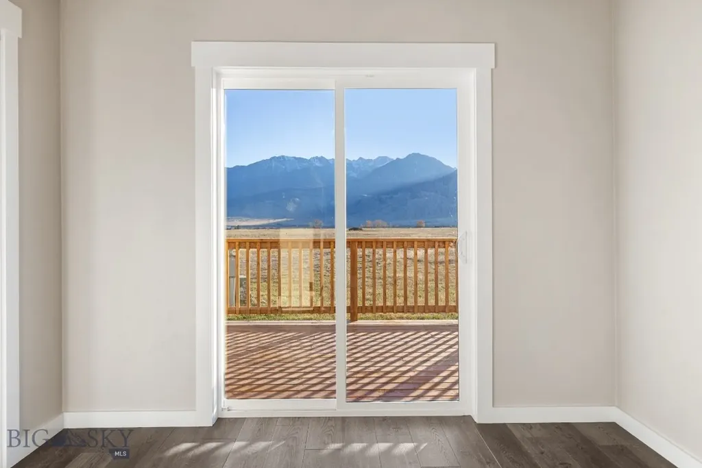 109 Run Way Lane Livingston MT 59047