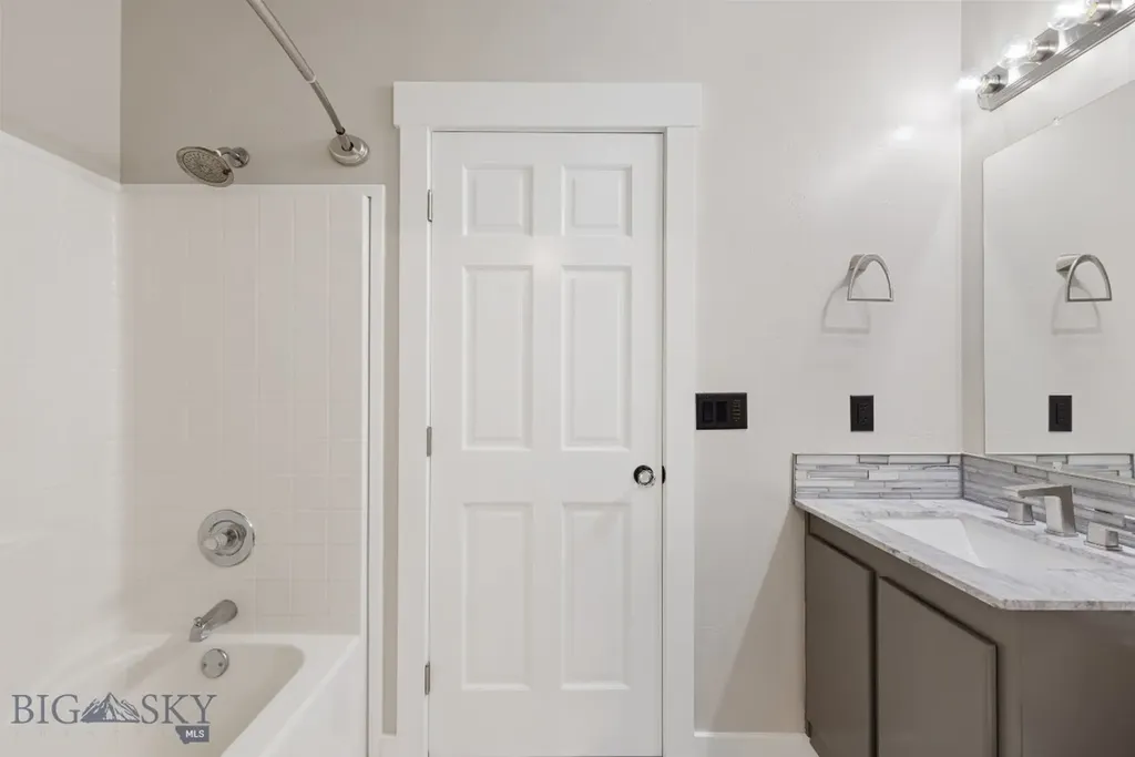 109 Run Way Lane Livingston MT 59047
