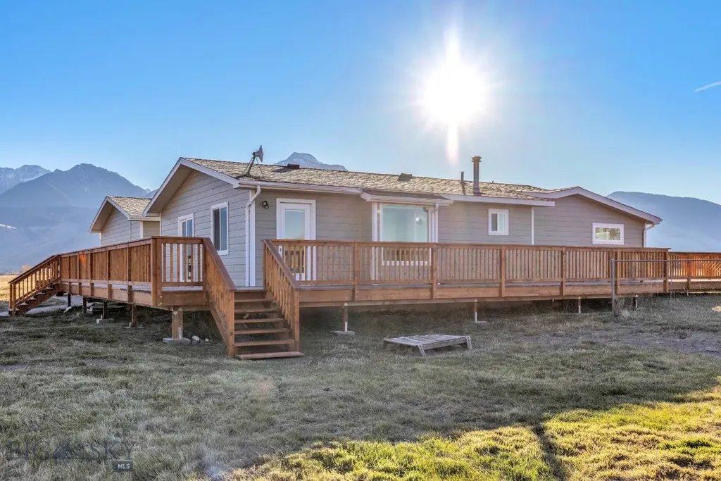 109 Run Way Lane Livingston MT 59047
