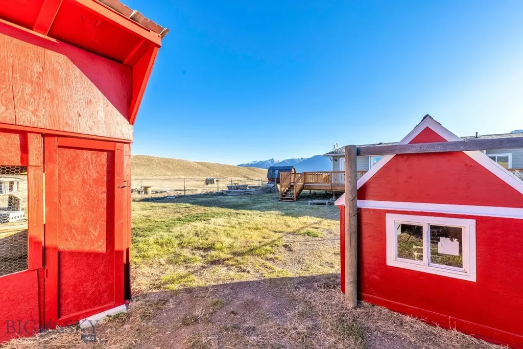109 Run Way Lane Livingston MT 59047