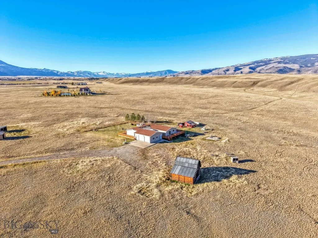 109 Run Way Lane Livingston MT 59047