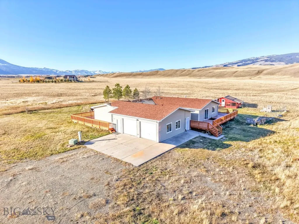 109 Run Way Lane Livingston MT 59047