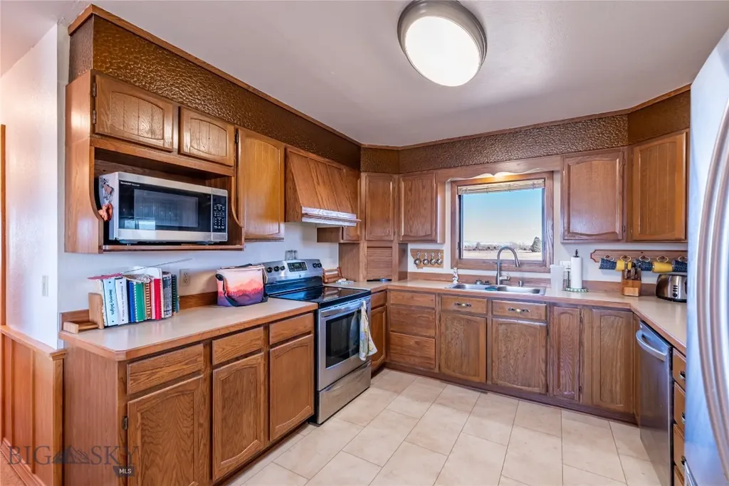 745 Rocky Road Bozeman MT 59718