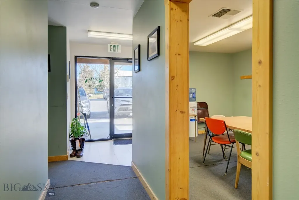 6597 Falcon Lane Bozeman MT 59718