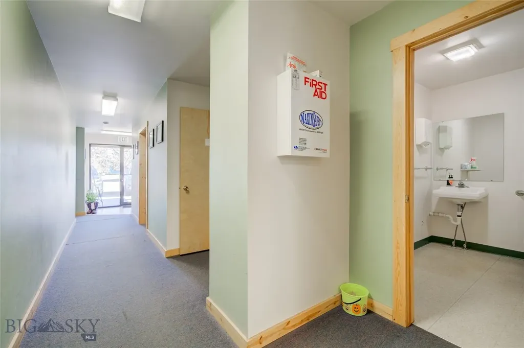 6597 Falcon Lane Bozeman MT 59718