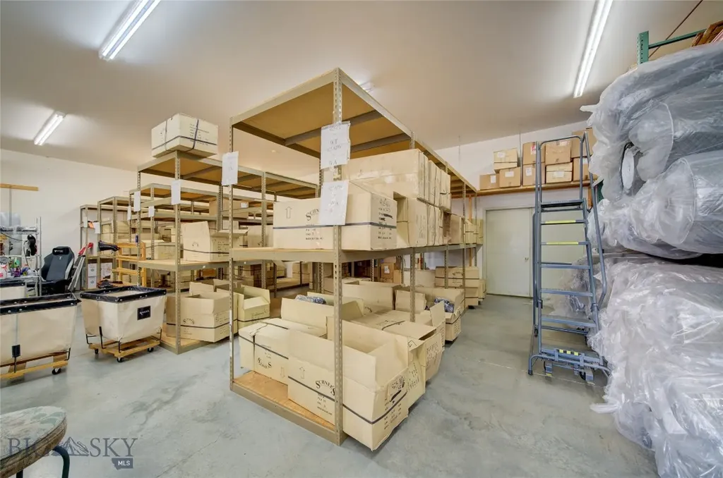6597 Falcon Lane Bozeman MT 59718