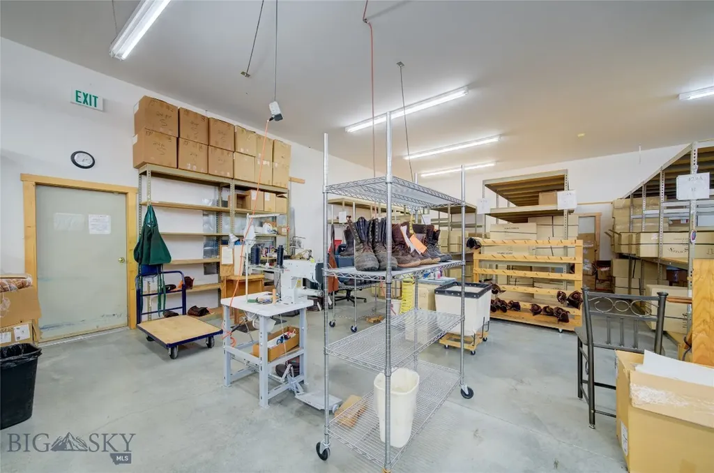 6597 Falcon Lane Bozeman MT 59718