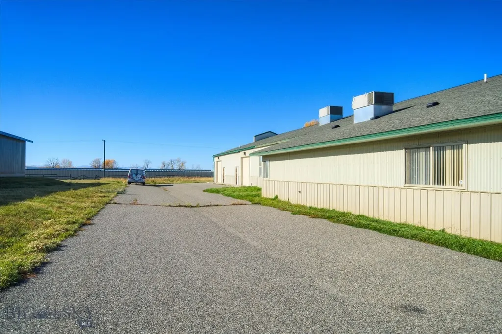 6597 Falcon Lane Bozeman MT 59718