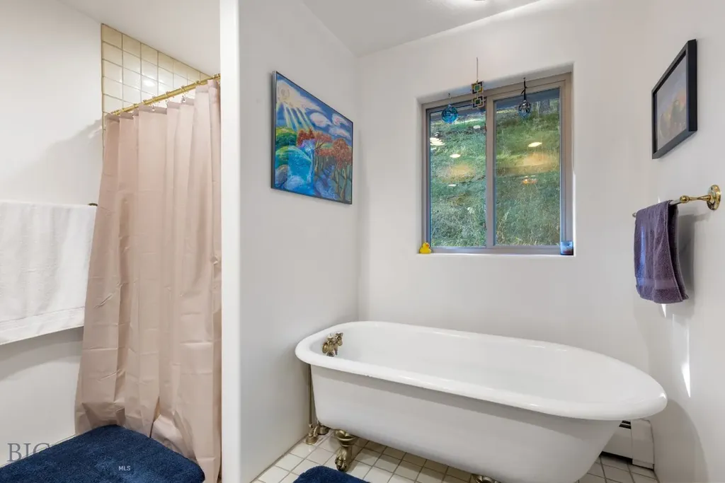 293 S Meadow Creek Road Mcallister MT 59740