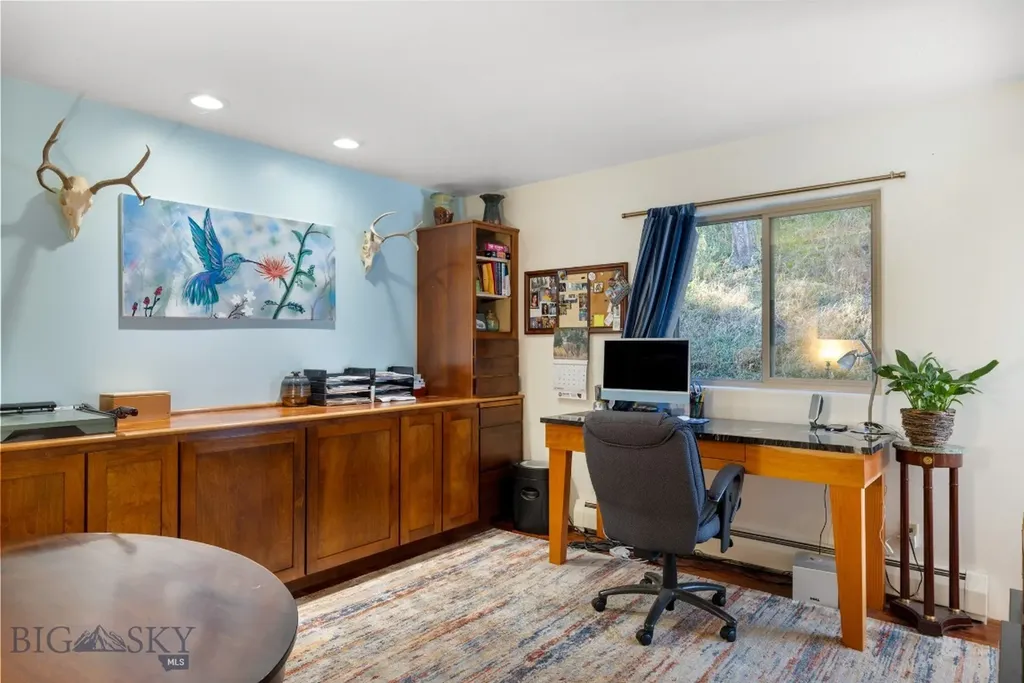 293 S Meadow Creek Road Mcallister MT 59740