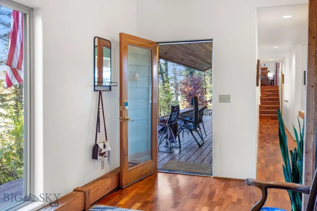 293 S Meadow Creek Road Mcallister MT 59740