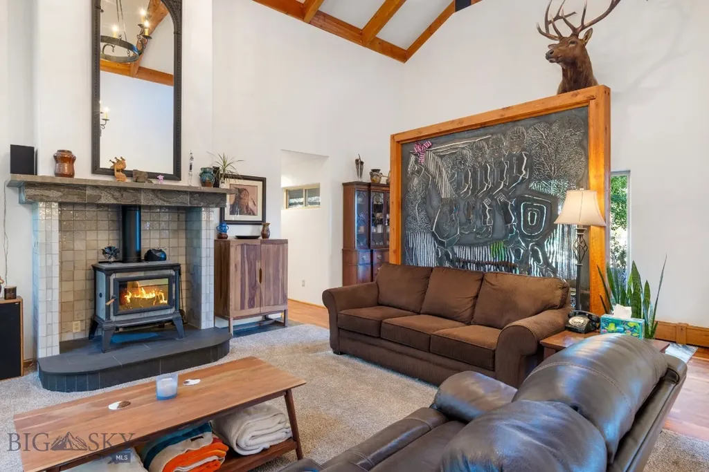 293 S Meadow Creek Road Mcallister MT 59740