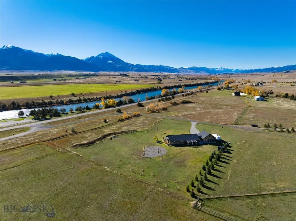 14 Little Bunny Lane Livingston MT 59047