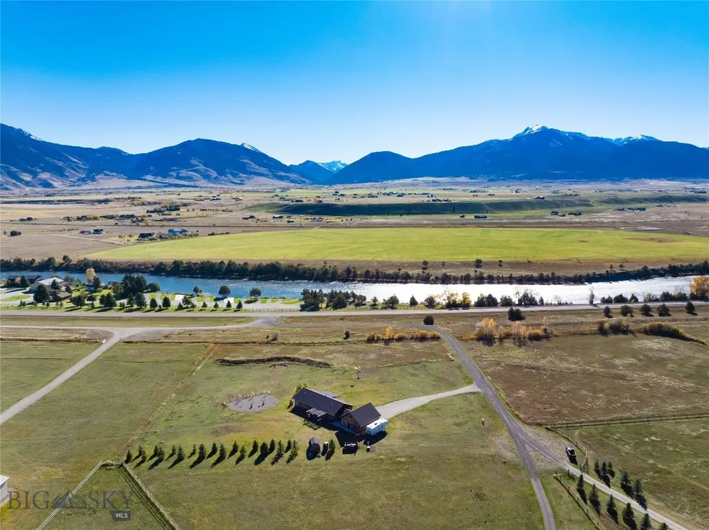 14 Little Bunny Lane Livingston MT 59047