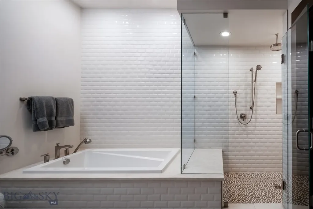 4A Lodgeside Way Big Sky MT 59716