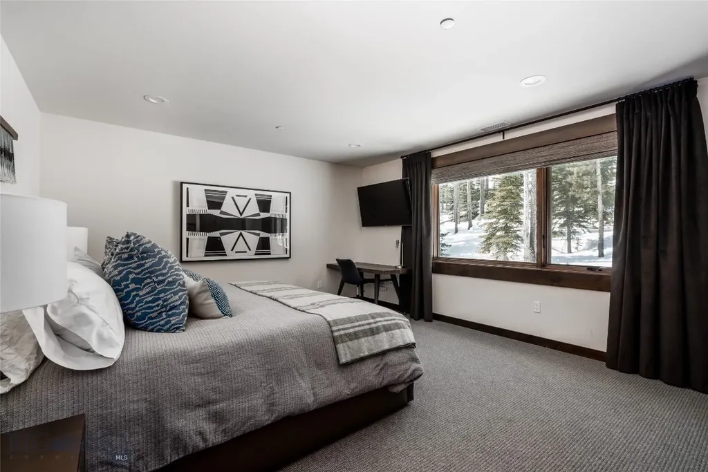 4A Lodgeside Way Big Sky MT 59716