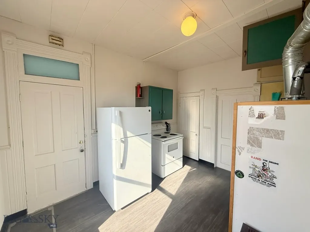 207 S Crystal Butte MT 59701