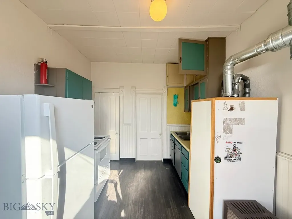 207 S Crystal Butte MT 59701