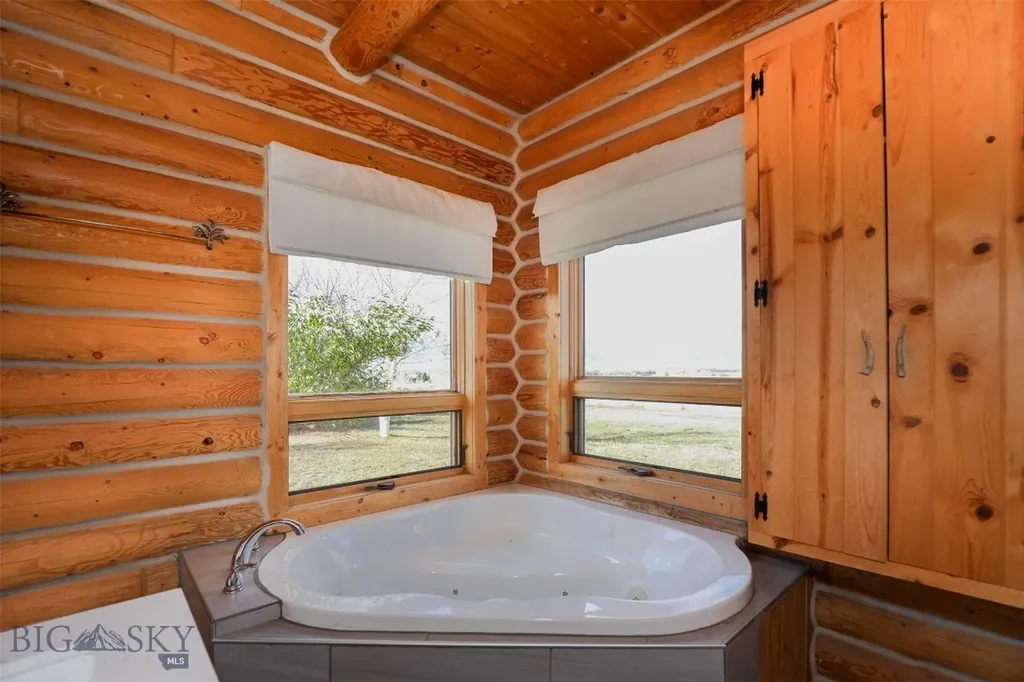 18 White Rock Lane Whitehall MT 59759