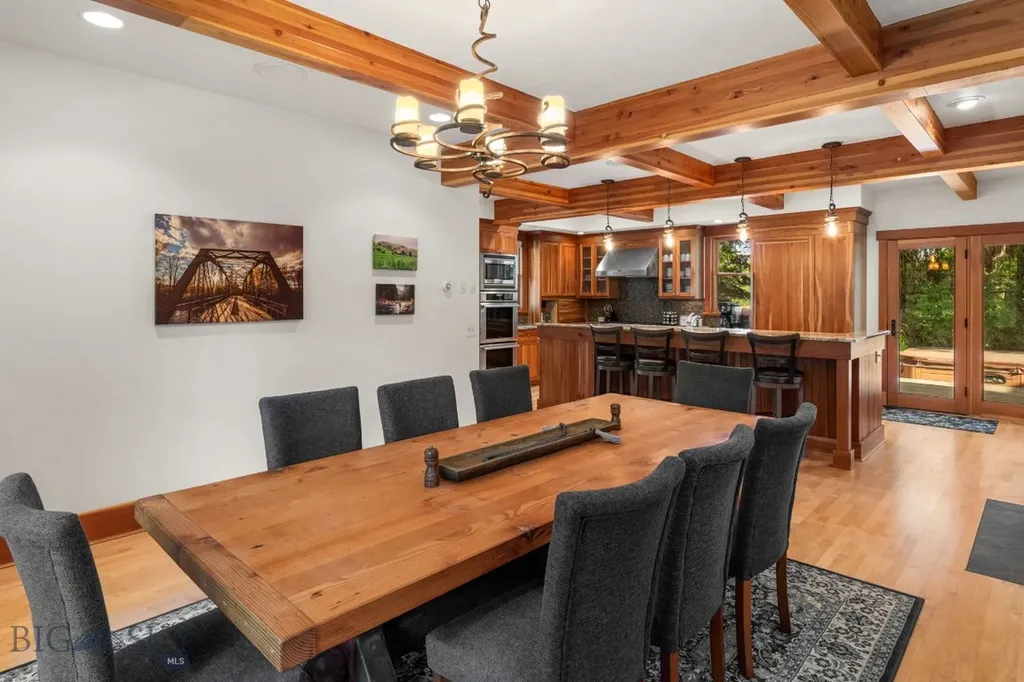 103 Tracy Street Gallatin Gateway MT 59730