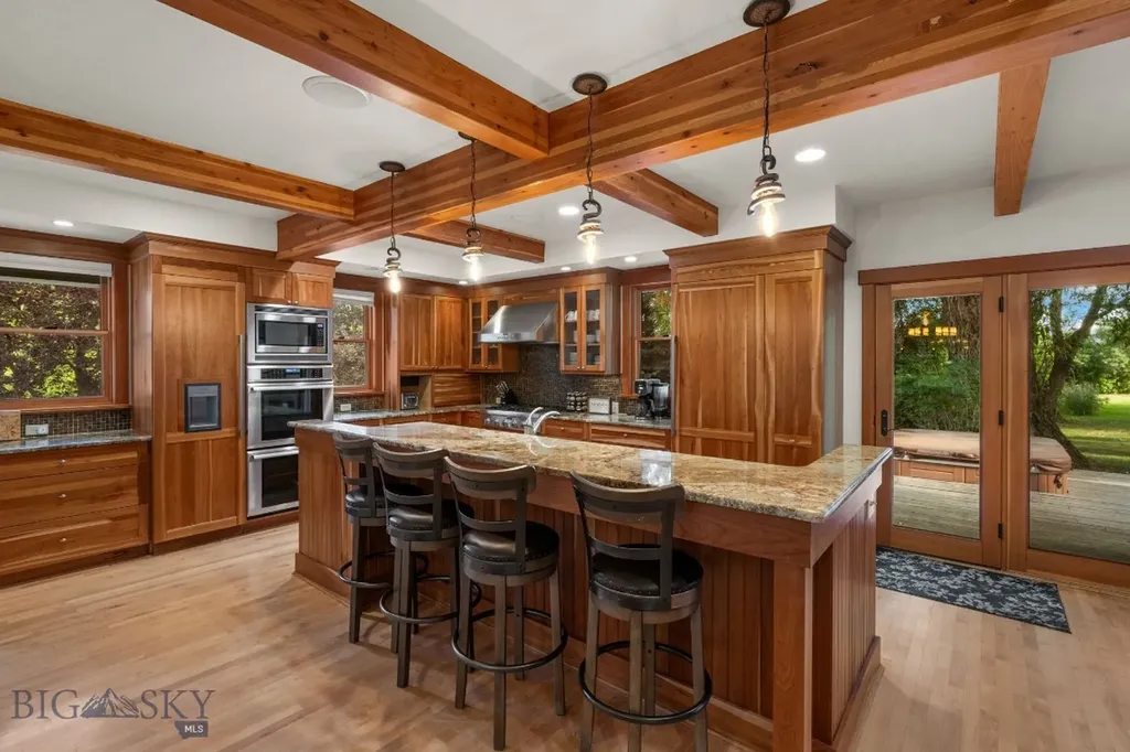 103 Tracy Street Gallatin Gateway MT 59730