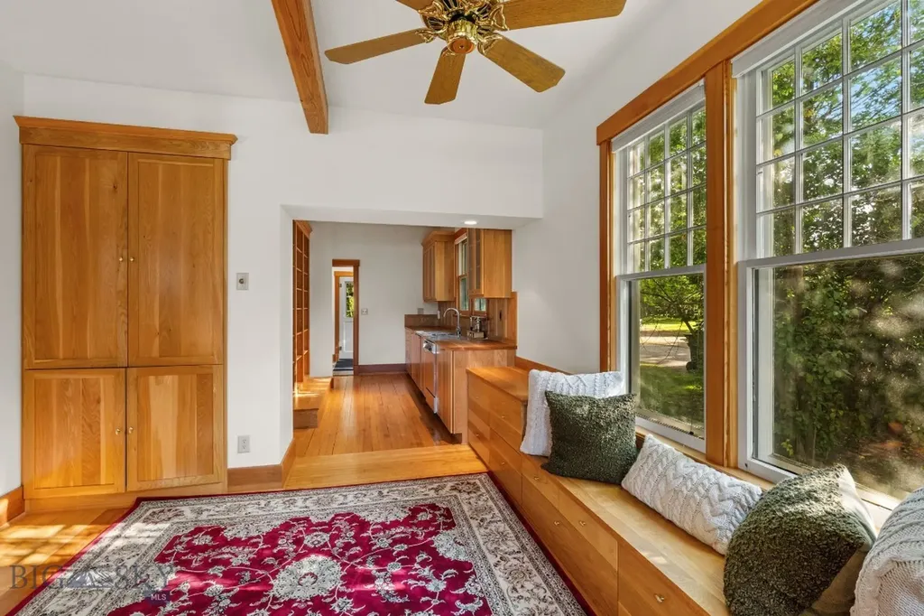 103 Tracy Street Gallatin Gateway MT 59730