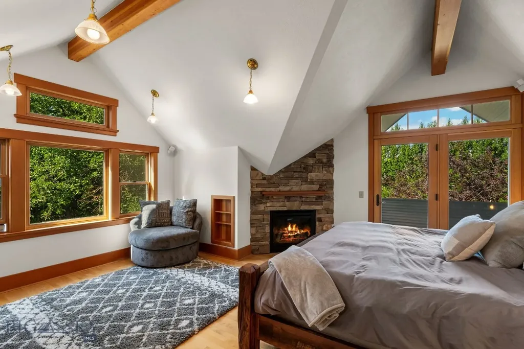 103 Tracy Street Gallatin Gateway MT 59730
