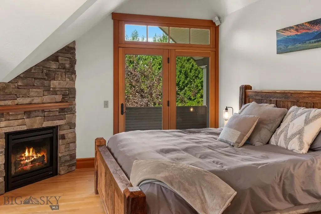 103 Tracy Street Gallatin Gateway MT 59730
