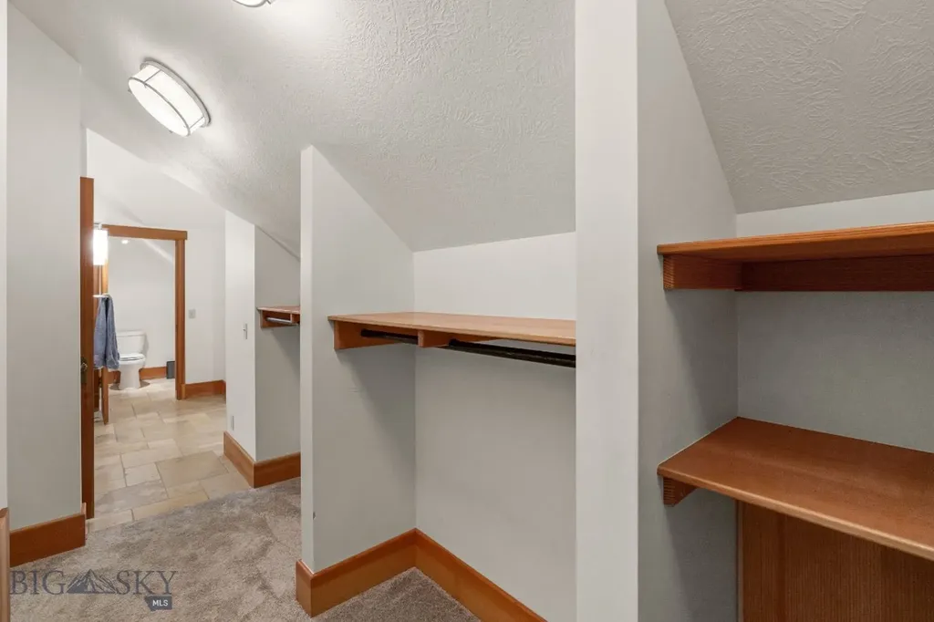 103 Tracy Street Gallatin Gateway MT 59730