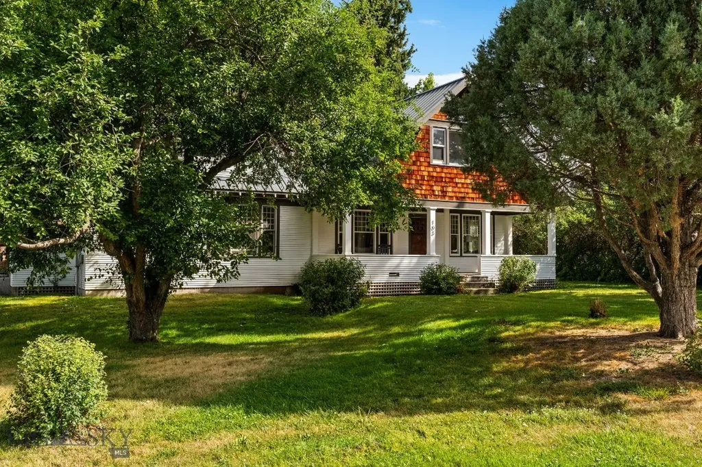 103 Tracy Street Gallatin Gateway MT 59730