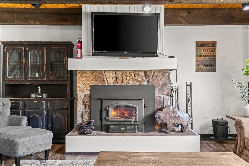 2575 Curley Bear Road Big Sky MT 59716