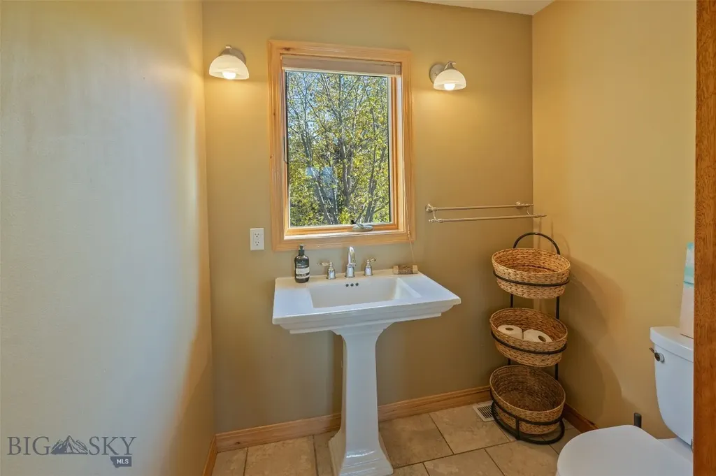 1115 Saddle Drive Helena MT 59601
