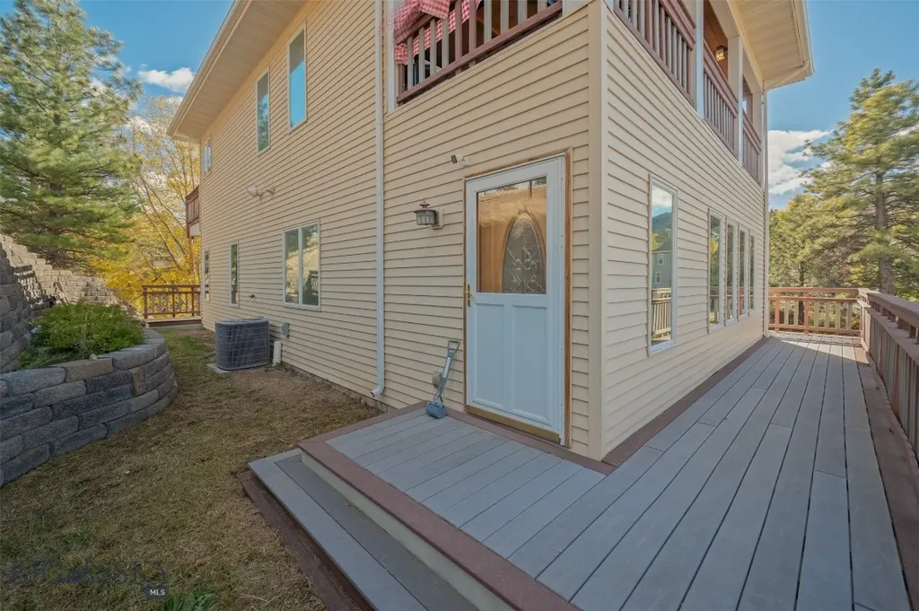 1115 Saddle Drive Helena MT 59601