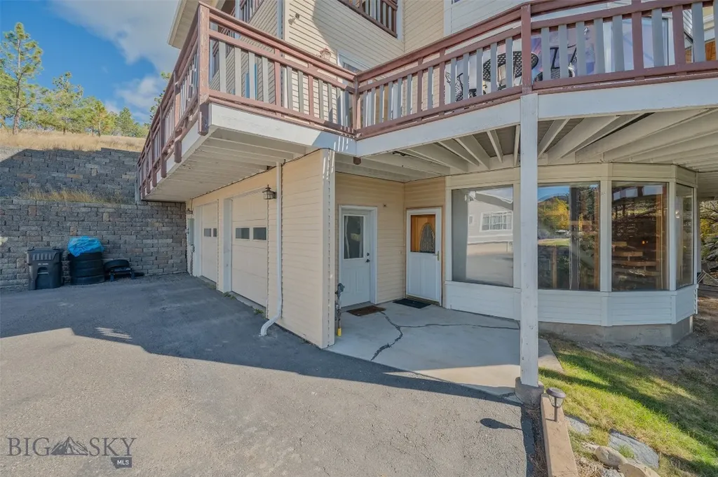 1115 Saddle Drive Helena MT 59601