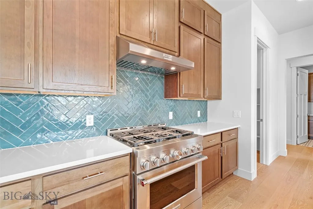 1602 Beeker Lane Belgrade MT 59714