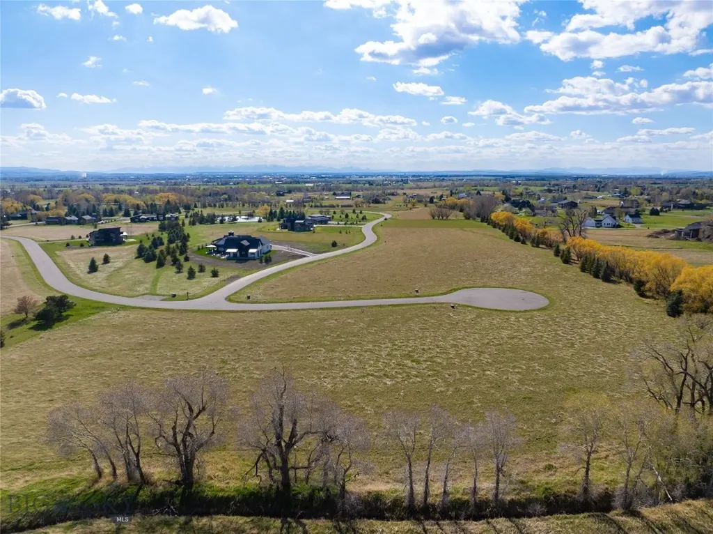 5774 Wavy Leaf Way Bozeman MT 59718