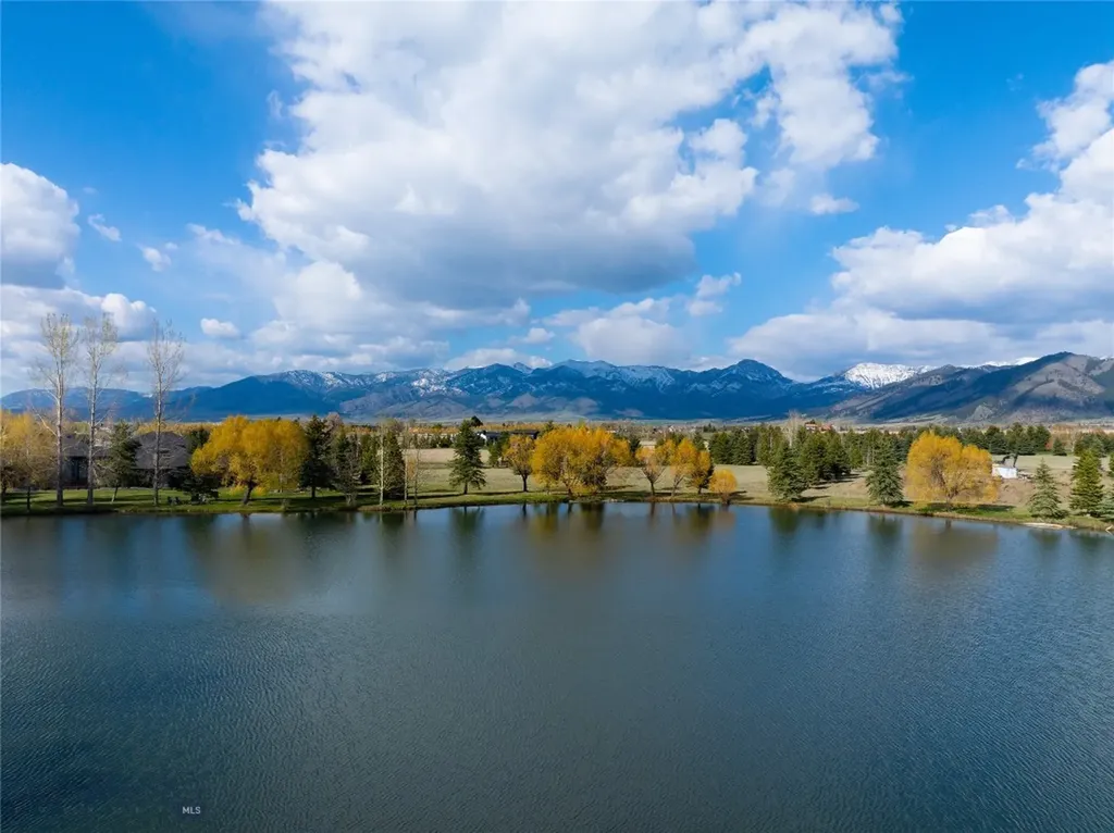 5774 Wavy Leaf Way Bozeman MT 59718